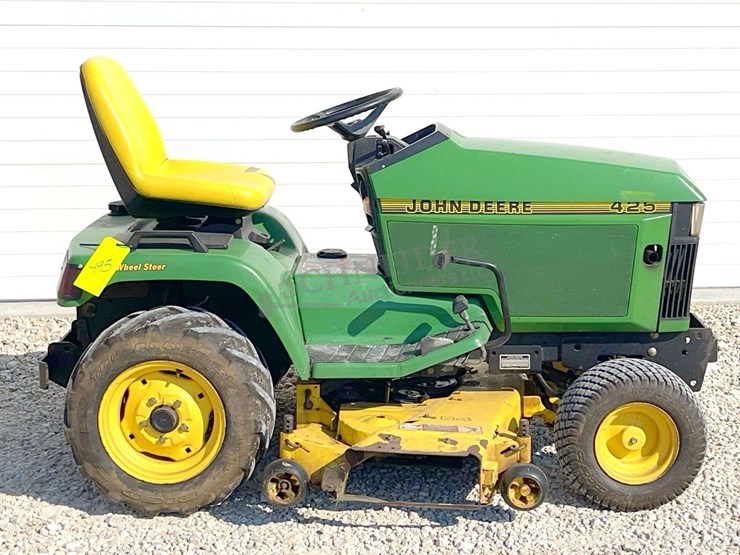 john-deere-425-image-3