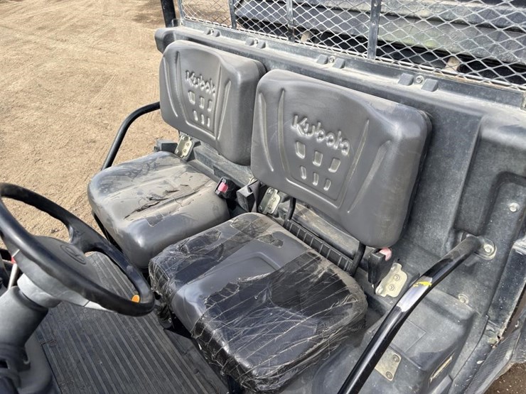 2017-kubota-rtv-x900-image-10