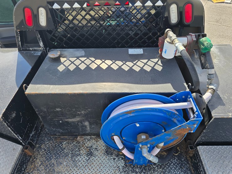 2017-gmc-sierra-3500-image-73