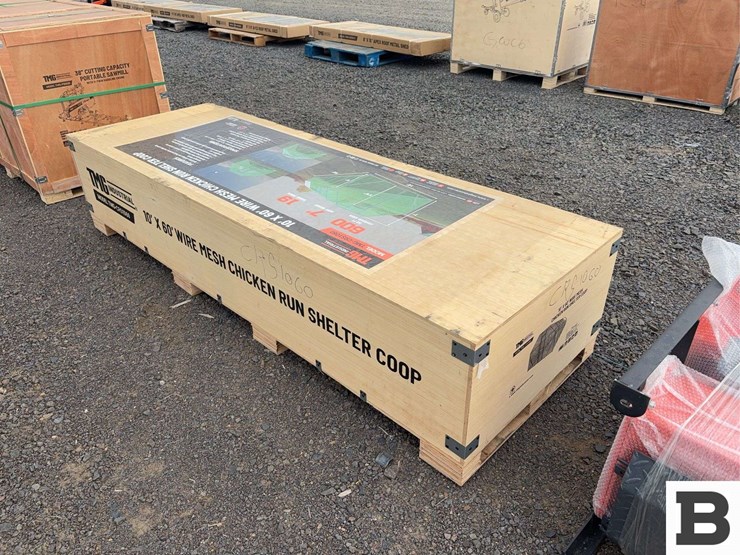 tmg-tmg-crs1060-10’x60’-wire-mesh-chicken-run-shelter-coop-image-3