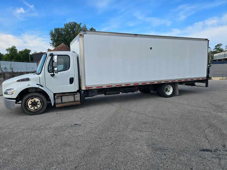 #22329-•-2014-freightliner-m2-106-box-truck-image-7
