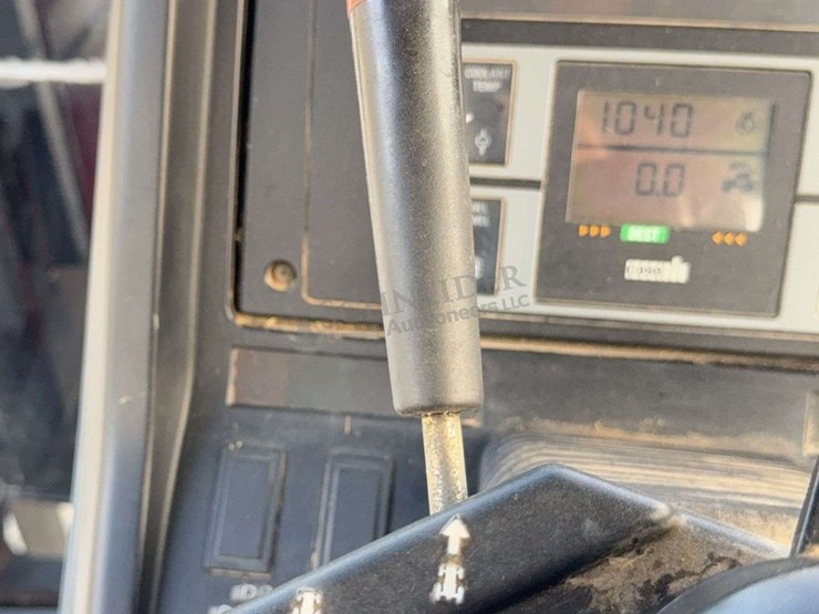 case-ih-5140-image-56