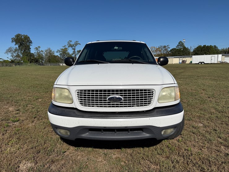 2002-ford-expedition-image-8