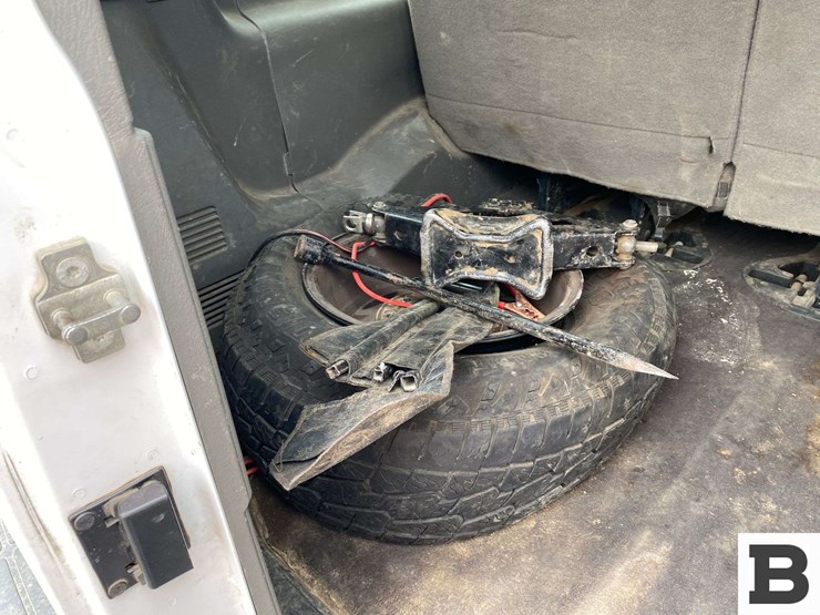 2019-chevrolet-express-3500-image-17