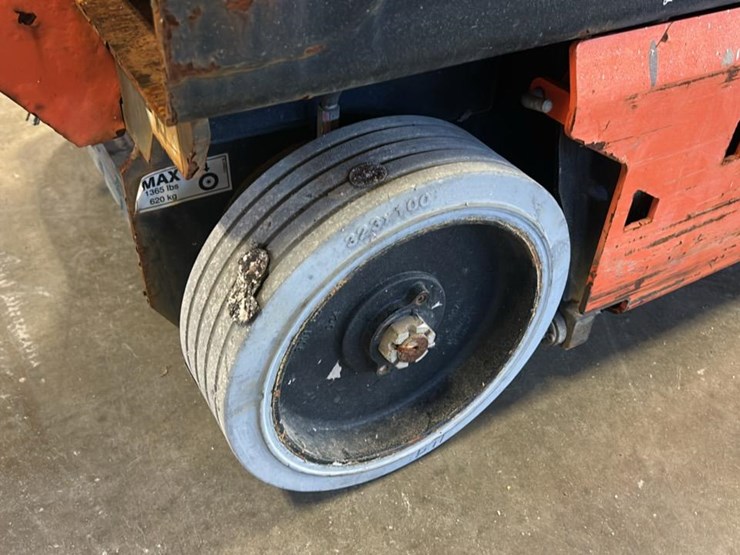 2018-jlg-1932r-image-14