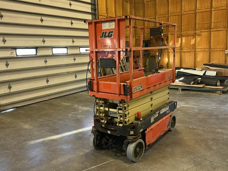 2018-jlg-1932r-image-8