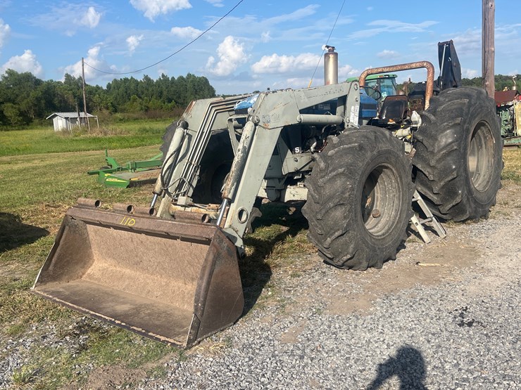 new-holland-8010-image-2