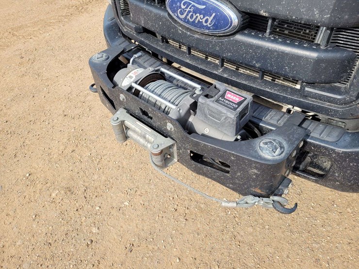 2016-ford-f350-sd-image-2