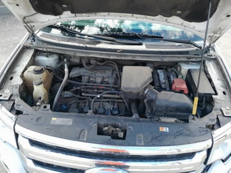 2014-ford-edge-image-7