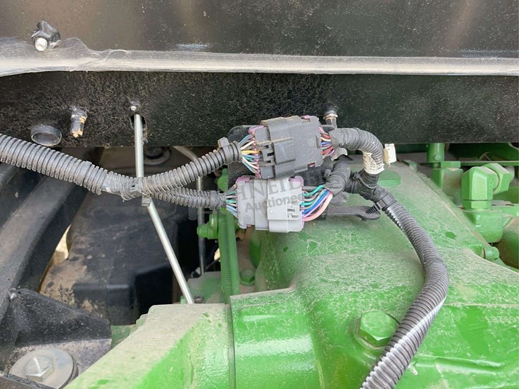 2022-john-deere-5065e-image-34