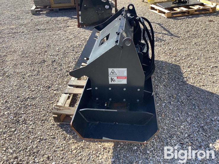 2024-landhonor-vpc-11-72w-skid-steer-plate-compactor-image-6