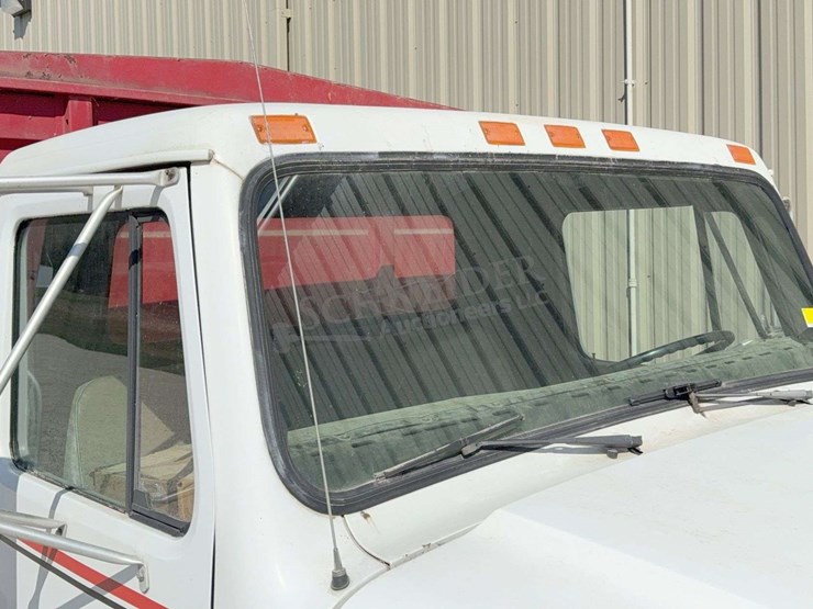 1991-international-4900-image-13