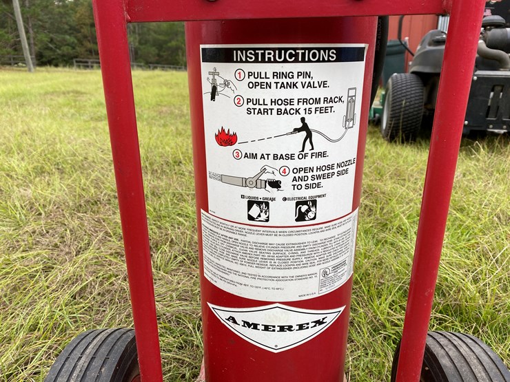 #74-•-#150-•-industrial-fire-extinguisher-with-hose-image-6