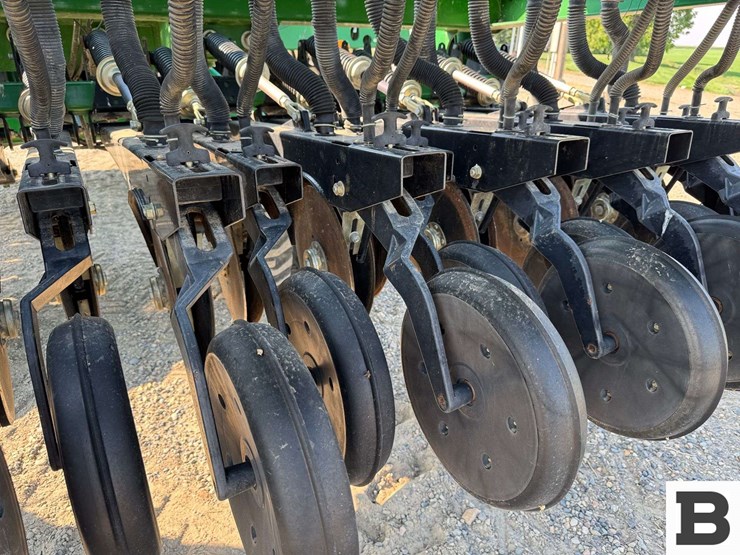 great-plains-3s-3000-image-32