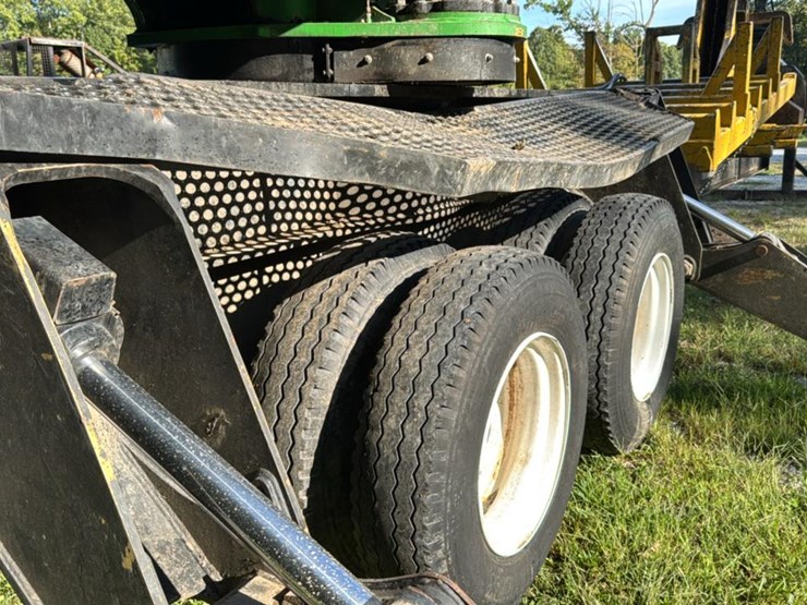 2015-deere-437d-image-33