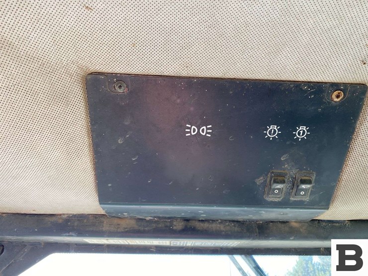 john-deere-1445-image-41