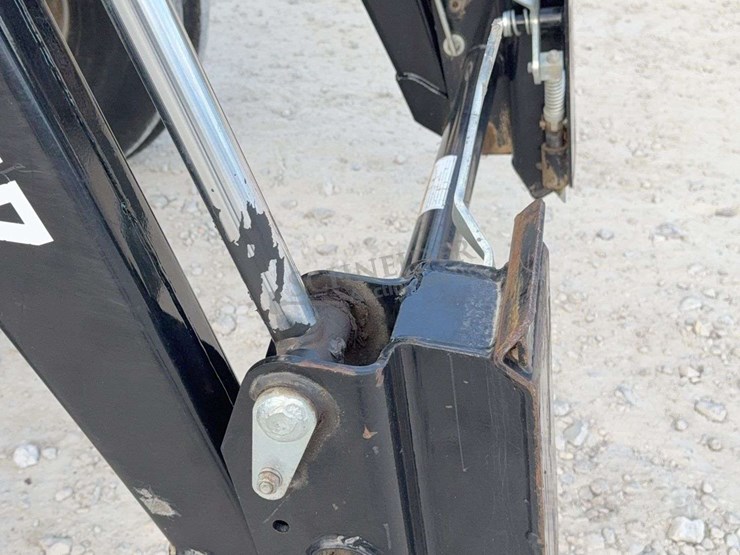 case-ih-5140-image-13