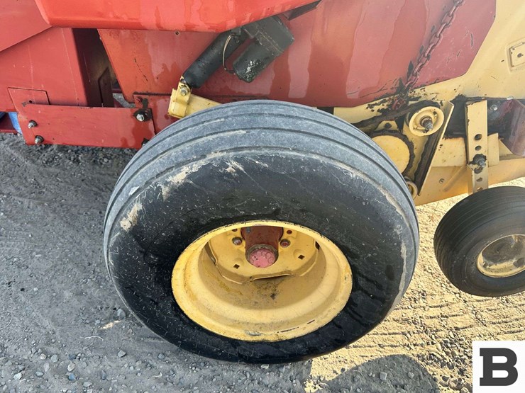 new-holland-515-image-31