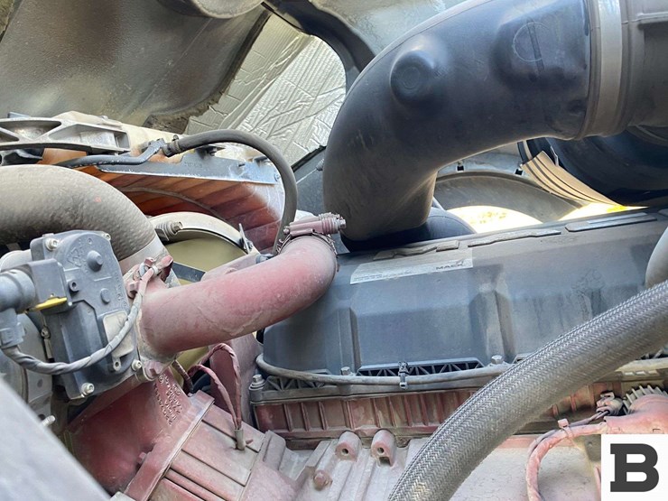 2017-mack-granite-gu713-image-67