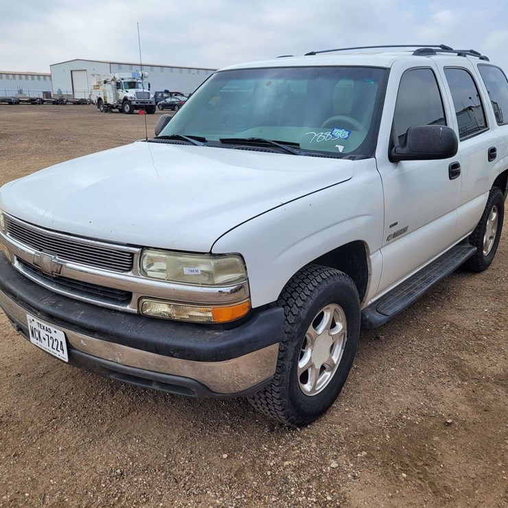 2003 CHEVROLET TAHOE LS