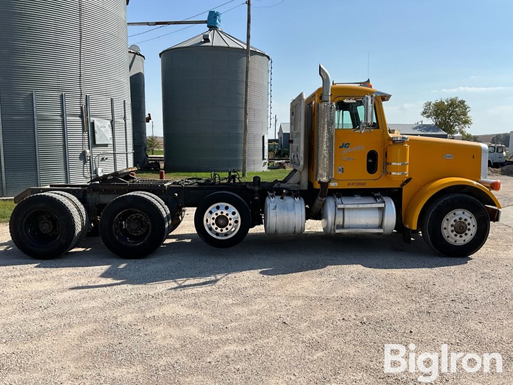 1992-peterbilt-357-image-4