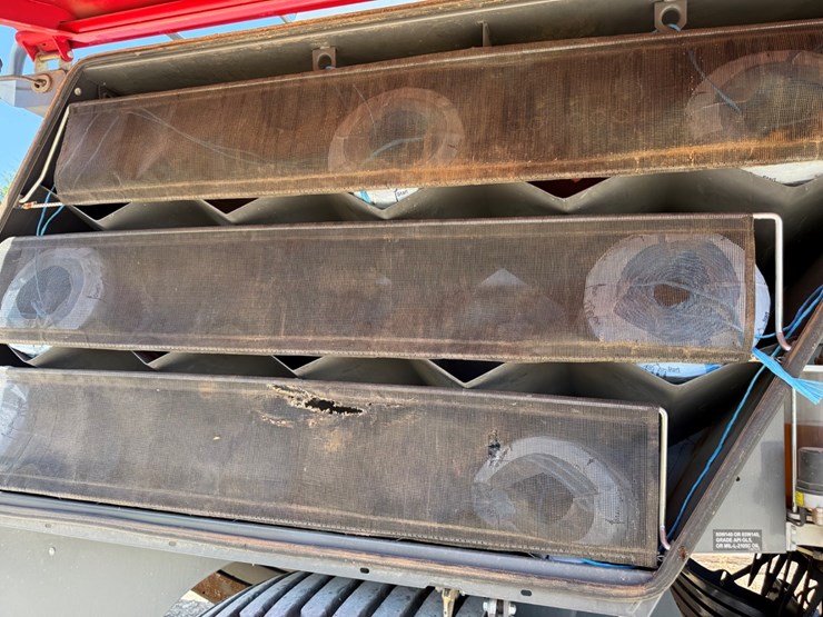 2022-massey-ferguson-2270xd-image-45