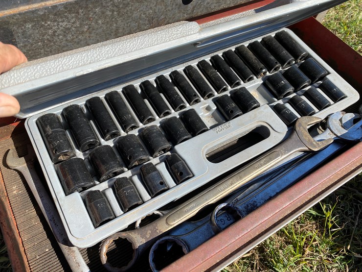 #72-•-#180-•-3-drawer,-tool-chest,-including-contents-image-5