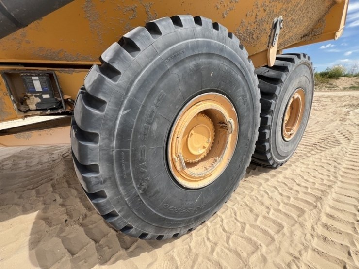 2021-volvo-a60h-image-16