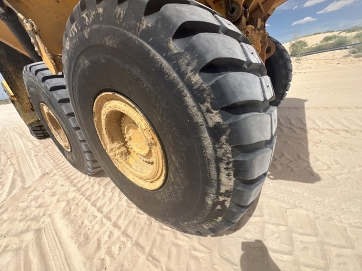 2019-volvo-a60h-image-19