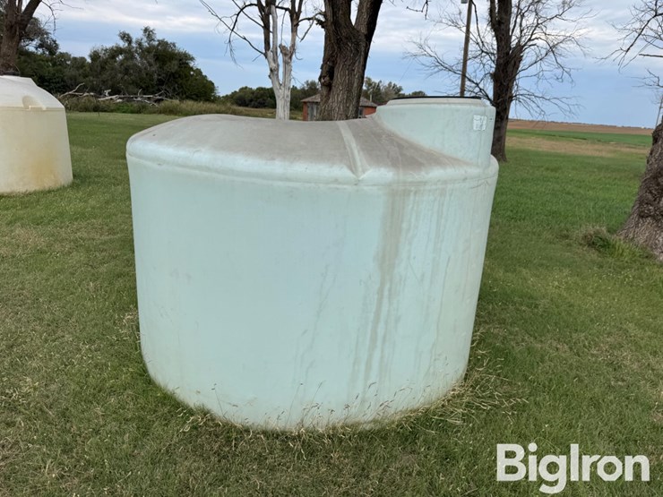 poly-fertilizer/water-tank-image-2