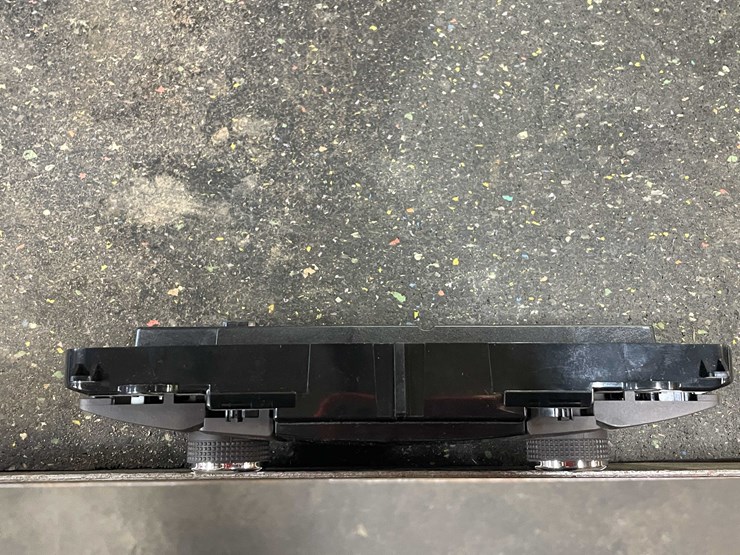 #8600-•-buick-climate-controls-(pr7)-image-9