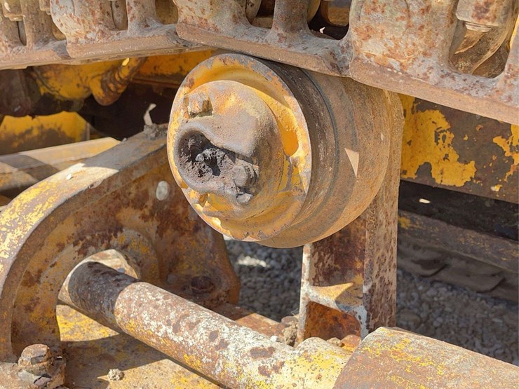 john-deere-450-image-48