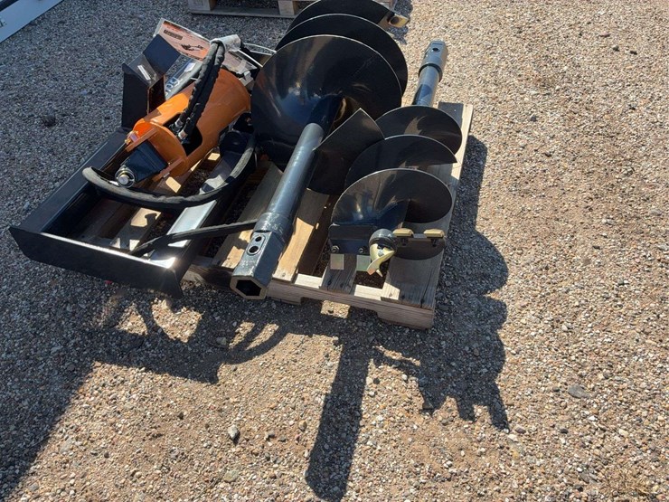 wolverine-12in-&18in-auger-attach-image-3