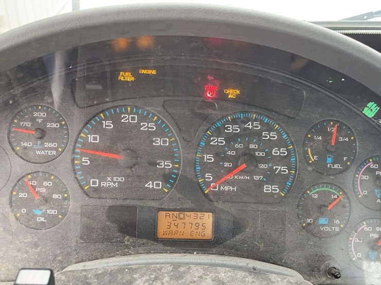 2007-international-durastar-4400-image-43