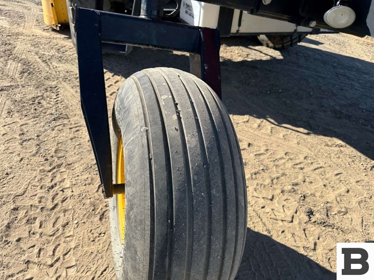 2015-new-holland-speedrower-260-image-34