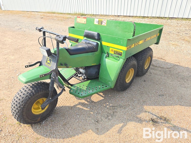 john-deere-amt-600-5-wheel-utv-image-1