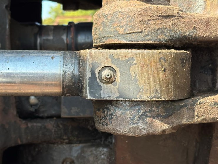 2003-timberpro-tf820e-image-61