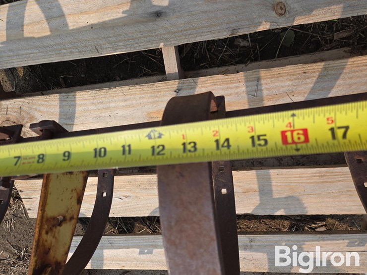 john-deere-48-image-13