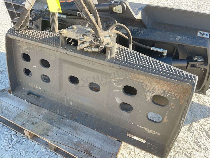 john-deere-8-image-15