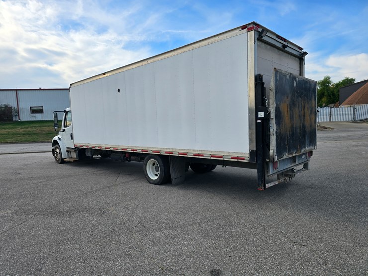 #22329-•-2014-freightliner-m2-106-box-truck-image-19
