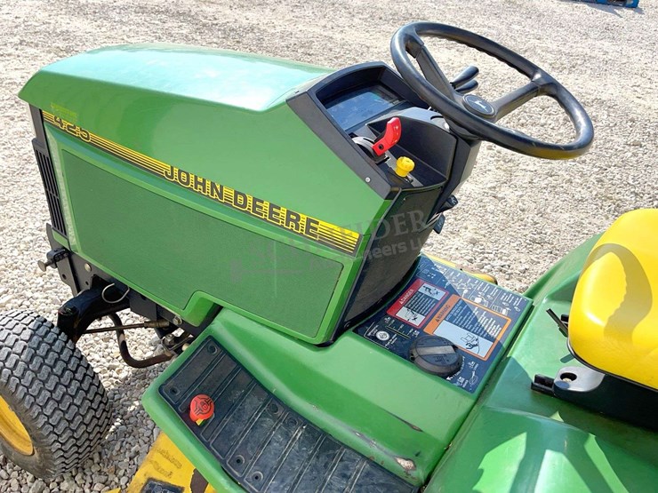 john-deere-425-image-18