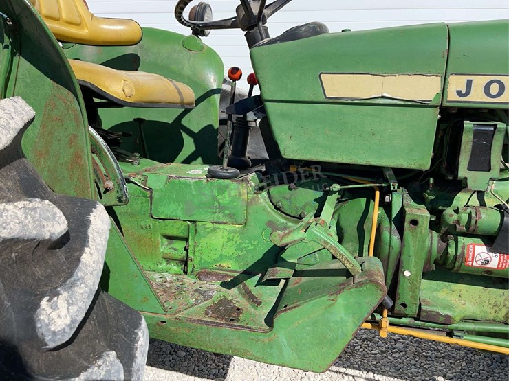 john-deere-2240-image-16