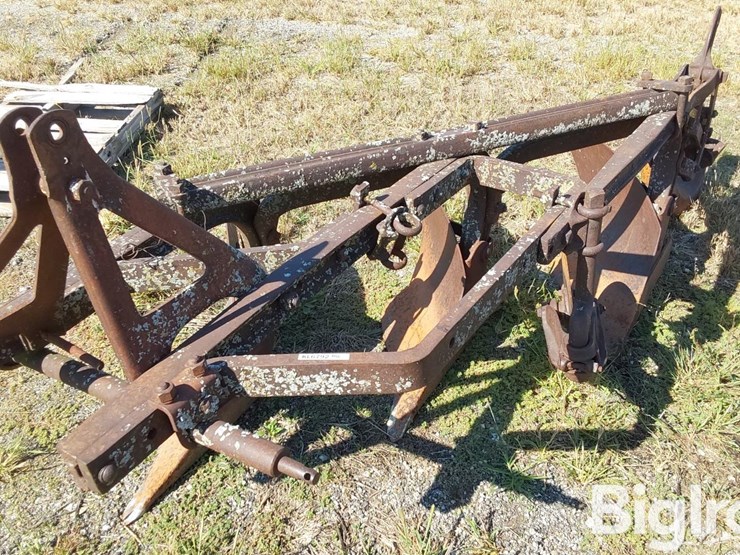 dearborn-10-1-image-15