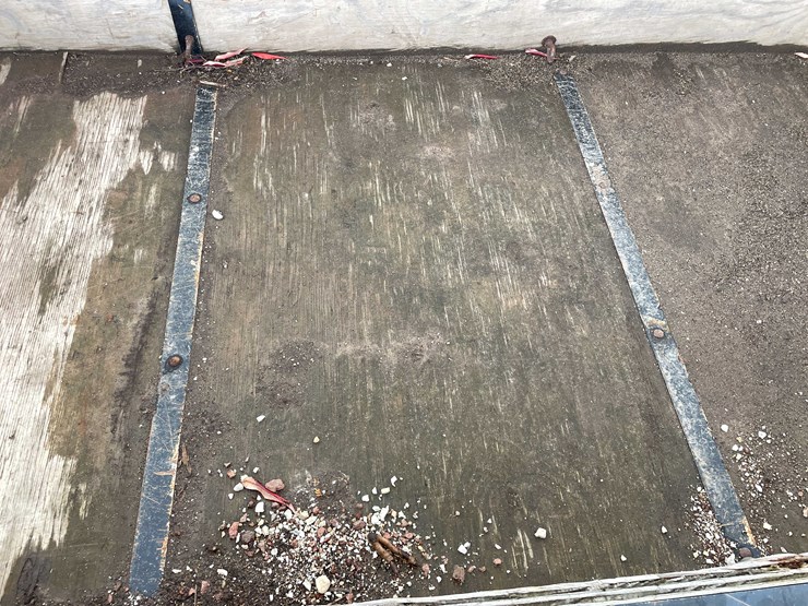 #1384-•-trailer-(no-title)-(of)-image-18