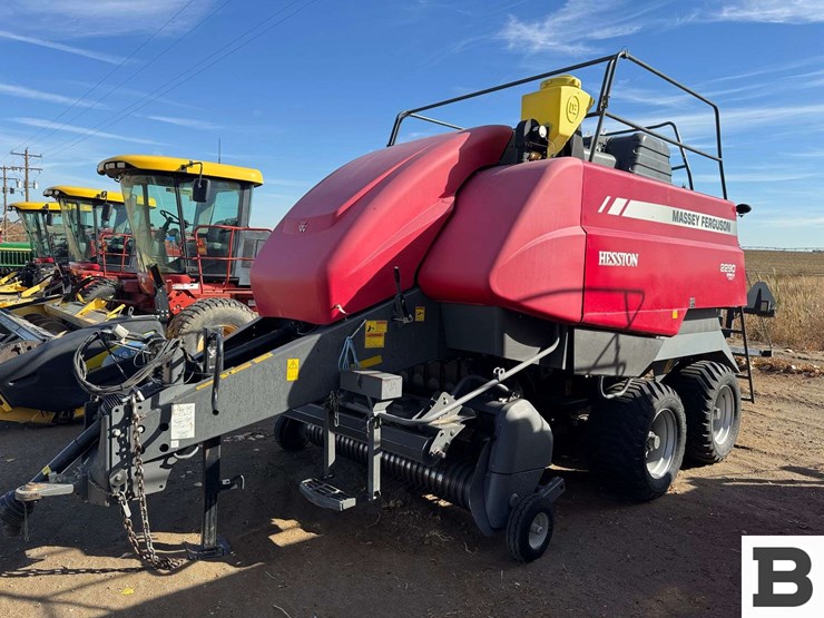 2015-massey-ferguson-2290-image-2