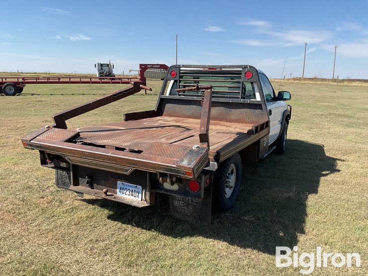 2002-chevrolet-silverado-2500-image-5