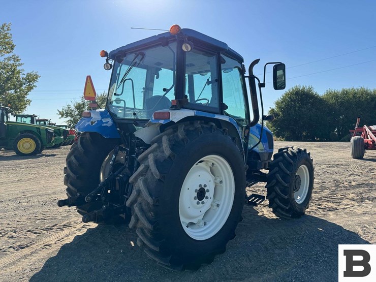 2010-new-holland-t5060-image-5