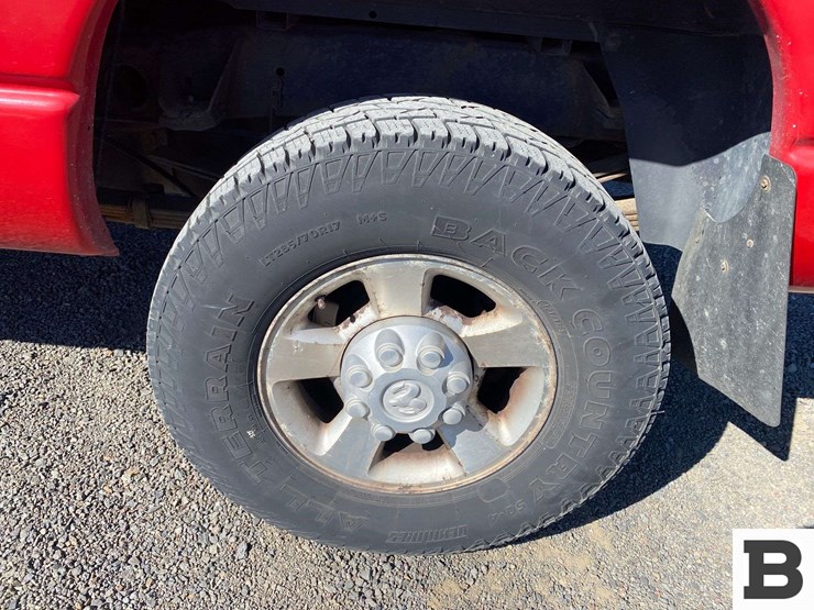 2004-dodge-ram-3500-image-15