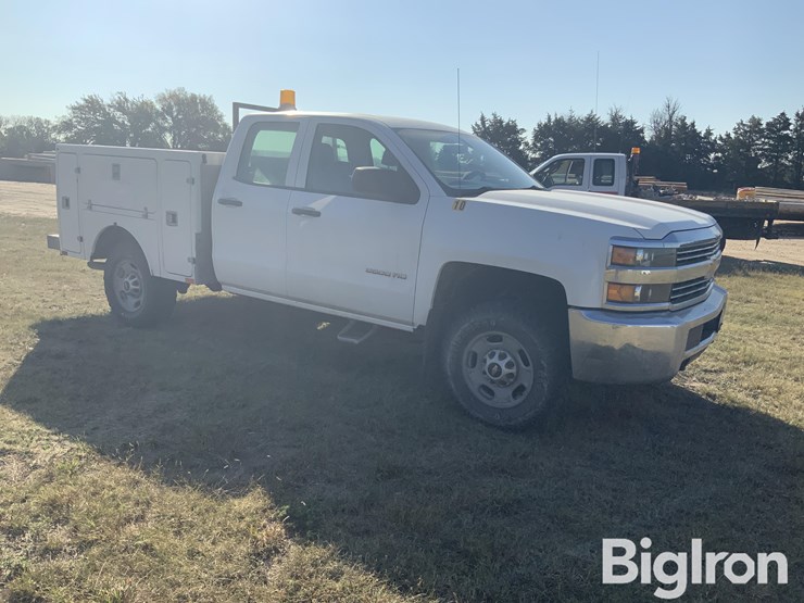 2015-chevrolet-silverado-2500-image-3