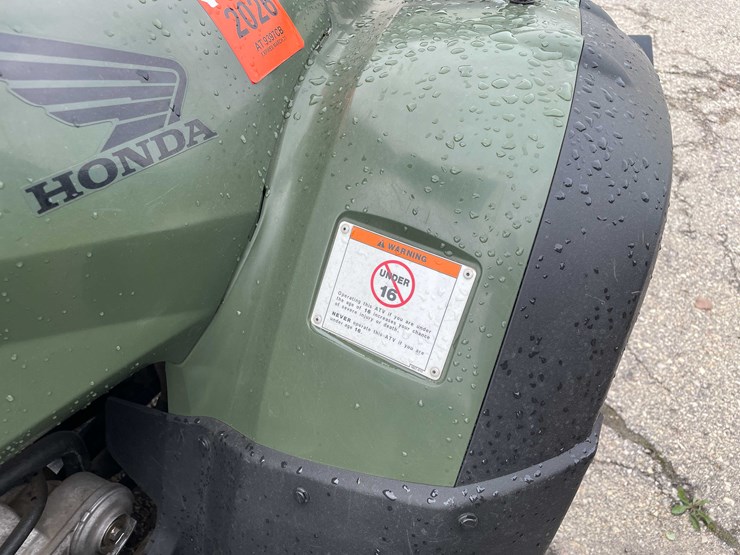 #1381-•-2005-honda-atv-with-snow-plow-(has-registration)-(of)-image-27